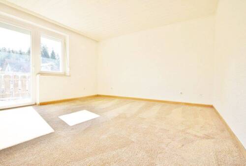 Wohnzimmer - Wohnung - Nr. 2 - Altbau (OG) - 