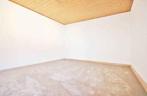 Zimmer/Büro - Wohnung - Nr. 2 - Altbau (OG) - 