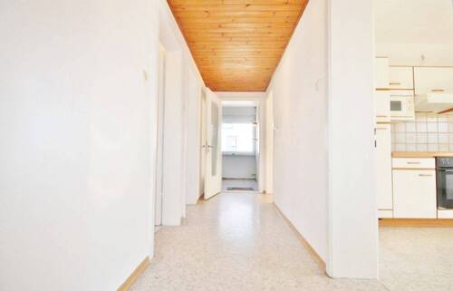 Flur - Wohnung - Nr. 2 - Altbau (OG) - 