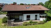 Blick zum Haus - 5 Zimmer Einfamilienhaus in Rosenheim