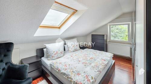 Elternschlafzimmer 1 - 