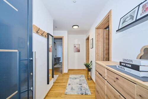 WHG 3 Straubing Flur - 3 Zimmer Etagenwohnung in Straubing