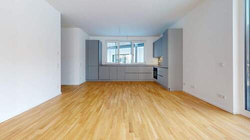 Küche mit Einbauküche - 2 Zimmer Etagenwohnung in Königstein