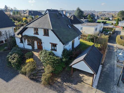 Frontbild 1 - 5 Zimmer Einfamilienhaus in Kastellaun