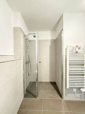 Bad/Dusche - Etagenwohnung mit 72,20 m² in Frankfurt (Oder) zur Miete
