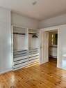 Zimmer 2 u. Kleiderschrank - 