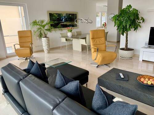 Wohnbereich - Doppelhaushälfte mit 224,00 m&sup2; in Tettnang zum Kaufen