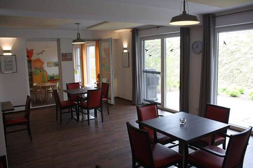 Gemeinschaftsraum_Fenster.jpg - 