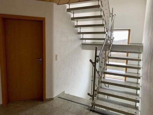 Edles Treppenhaus zum OG - 