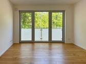 Schlafzimmer mit grünem Ausblick - 