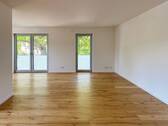 Lichtdurchfluteter Wohnbereich - 