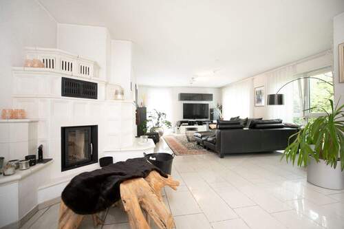 Wohnbereich - 8 Zimmer Einfamilienhaus zum Kaufen in Rödermark / Urberach