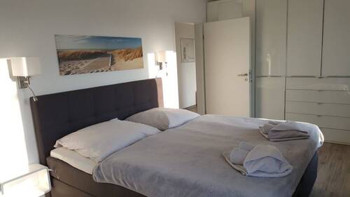 Schlafen groß mit Bad en Suite.jpg - 