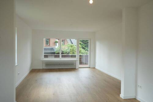 Wohn- und Esszimmer - 