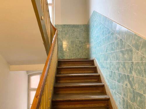 Treppenhaus.jpg - Etagenwohnung mit 78,30 m² in Nürnberg zur Miete