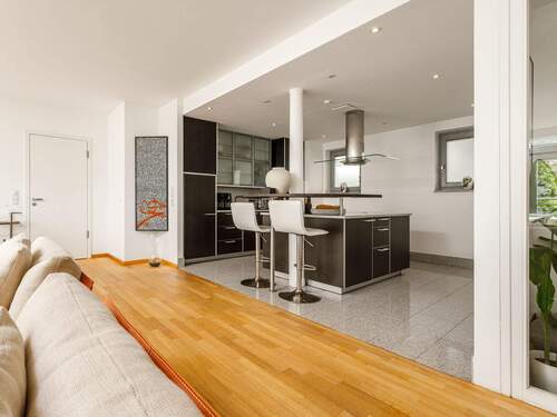 Sleek & Complete - Etagenwohnung mit 155,70 m&sup2; in Berlin zum Kaufen