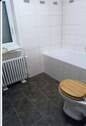 OG - Bad mit Wanne und WC - 