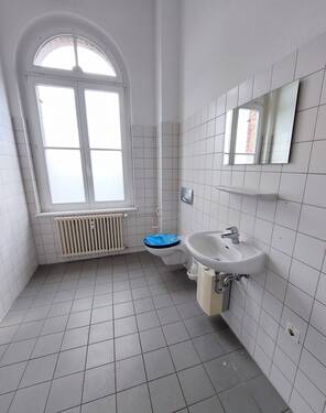 WC - 
