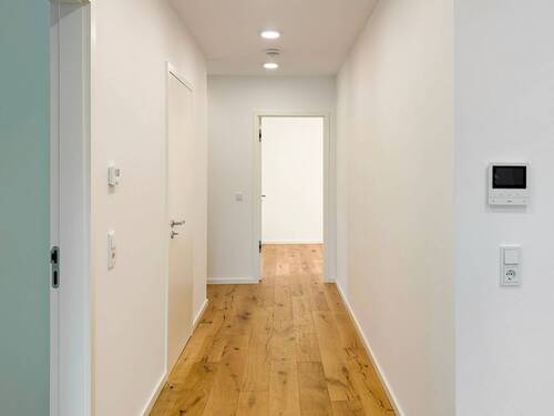 Flur mit Spots - 