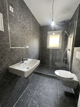 Beispielfoto Badezimmer - Etagenwohnung mit 40,30 m&sup2; in Ludwigshafen am Rhein zum Kaufen