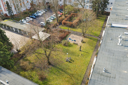 Netter Gemeinschaftsgarten - 4 Zimmer Etagenwohnung in Berlin