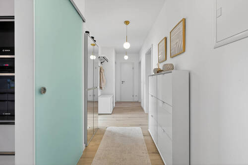 Flur - 4 Zimmer Etagenwohnung zum Kaufen in Karlsruhe / Knielingen