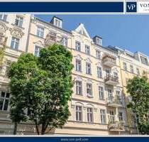 3-Zimmer-Dachgeschosswohnung mit Sonnenterrasse und Lift am beliebten Helmholtzplatz - bezugsfrei! - Berlin Prenzlauer Berg