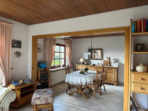 Esszimmer.jpg - 5 Zimmer Einfamilienhaus in Elmenhorst