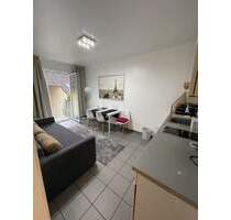 Schöne 2-Zimmer Wohnung (2 Balkone) - Düsseldorf Altstadt nähe Carlsplatz