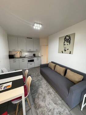 Bild 3 - 2 Zimmer Etagenwohnung in Düsseldorf