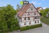 Luftaufnahme - Historisches Fachwerkhaus mit bestechendem Flair und attraktiven Gestaltungsmöglichkeiten