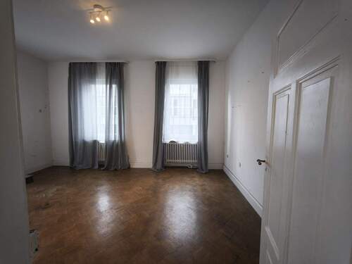 Raum 1 - Einfamilienhaus mit 213,00 m² in Münster-Sarmsheim zum Kaufen