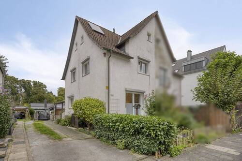 Hausansicht - Doppelhaushälfte mit 89,90 m&sup2; in Düsseldorf zum Kaufen