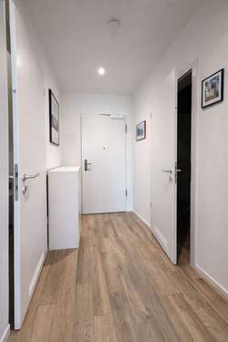 Diele - Etagenwohnung mit 61,00 m&sup2; in Bad Vilbel zum Kaufen