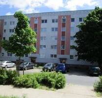 R.-Koch-Straße 34, Park Ihlenpool, renovierte 3-Zi-WE. im 2. OG - Neubrandenburg Oststadt