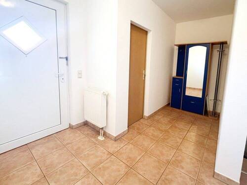 Diele EG 2 - 5 Zimmer Doppelhaushälfte in Hohenfels