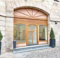 ***REPRÄSENTATIVE LADENEINHEIT *** IN BESTER LAGE AM MARKTPLATZ IN LAUF - Lauf an der Pegnitz