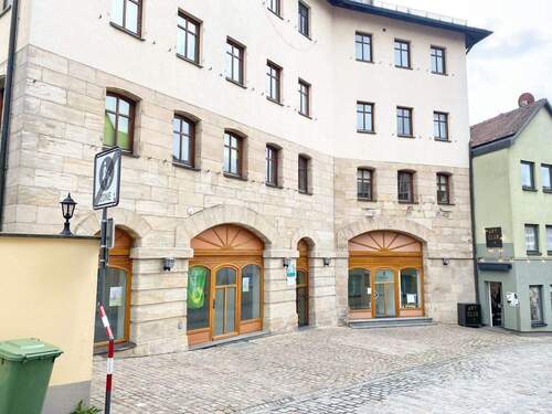 Außenansicht - 3 Zimmer Gewerbeobjekt (Büro, Produktion, Verkauf) zur Miete in Lauf an der Pegnitz