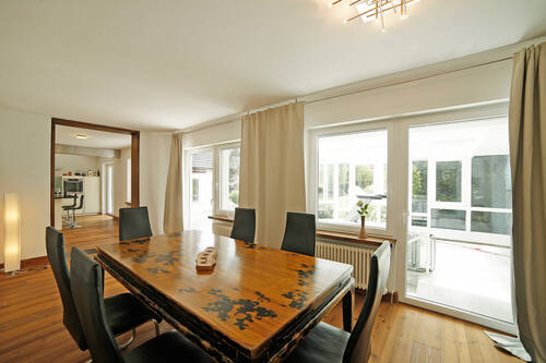 Essbereich - Einfamilienhaus mit 470,00 m&sup2; in Grünwald zum Kaufen