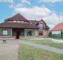 vielseitig nutzbare Immobilie: ob Ein- oder Dreifamilienhaus mit Garten und 2 Terrassen - Uetze