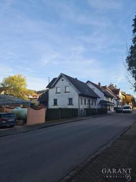 Seitenansicht - 4 Zimmer Einfamilienhaus zum Kaufen in Seelbach