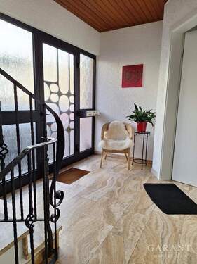 Eingang - 7 Zimmer Mehrfamilienhaus, Wohnhaus in Rodalben