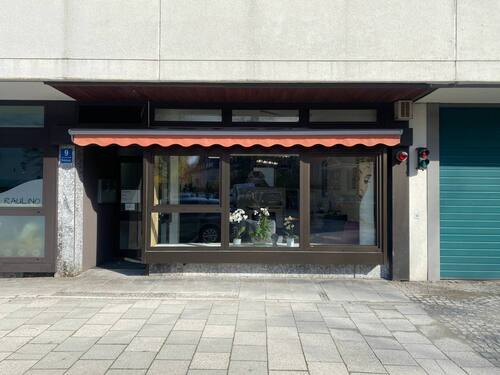 Schaufenster öffenbar in Südlage - Bürofläche in TOP- Lage Altbogenhausen