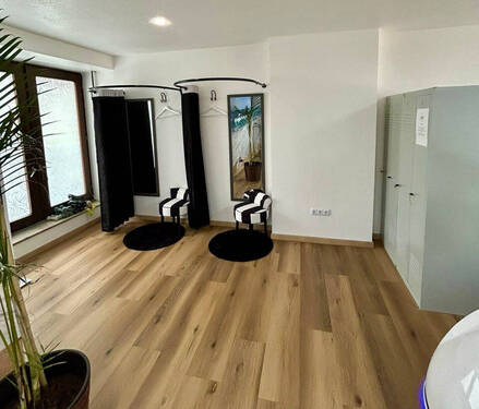 rückwärtiger Bereich - 