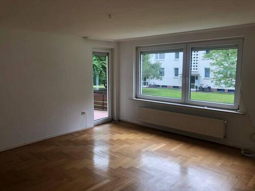 Wohnzimmer vor Einzug der Mieter - 