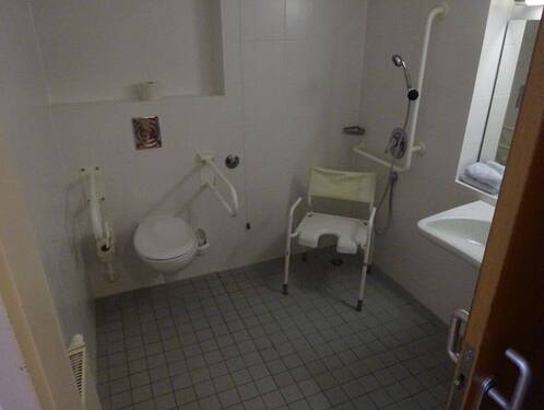 Nasszelle eines Bewohnerzimmers - 