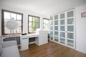 Arbeits-/Ankleidezimmer OG - 