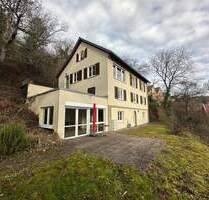 Traumhaus in Top Lage auf sehr großem Grundstück mit Einliegerwohnung und hohem Ausbaupotential - Horb a.M.