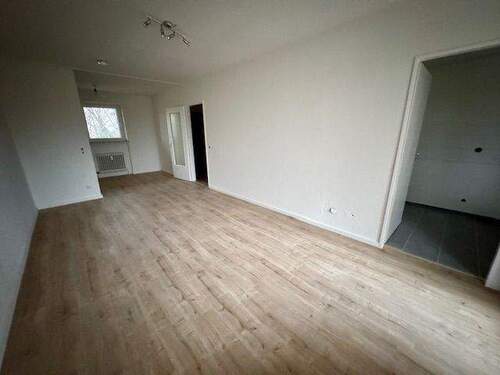 Wohn-/Schlafzimmer - 