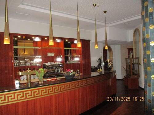 IMG_2200.JPG - 